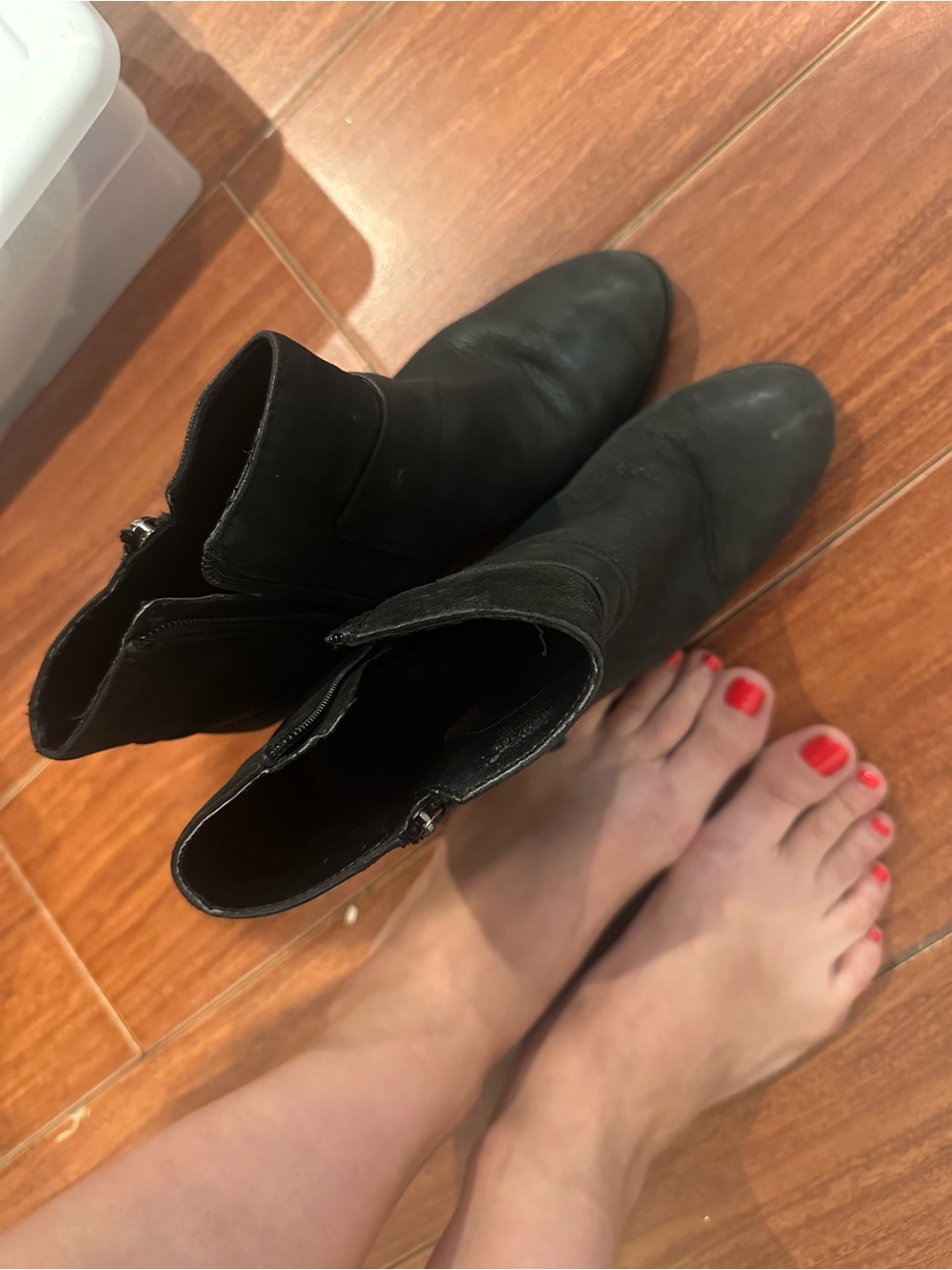 WW Vince Camuto Black Block Heel Ankle Booties Size 7